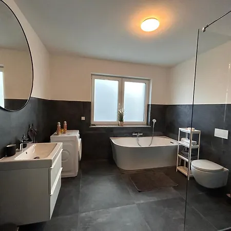 Semesterbostad Ludwig1 *